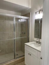 661 Cypress Lake Blvd in Pompano Beach, FL - Building Photo - Building Photo