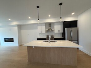 4254 Lismer Ln in London, ON - Building Photo - Building Photo