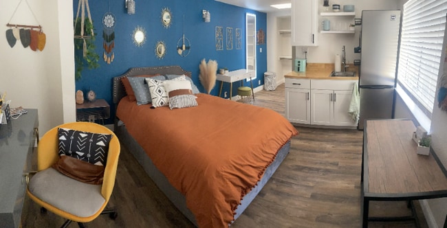 property at 141 W 12th St