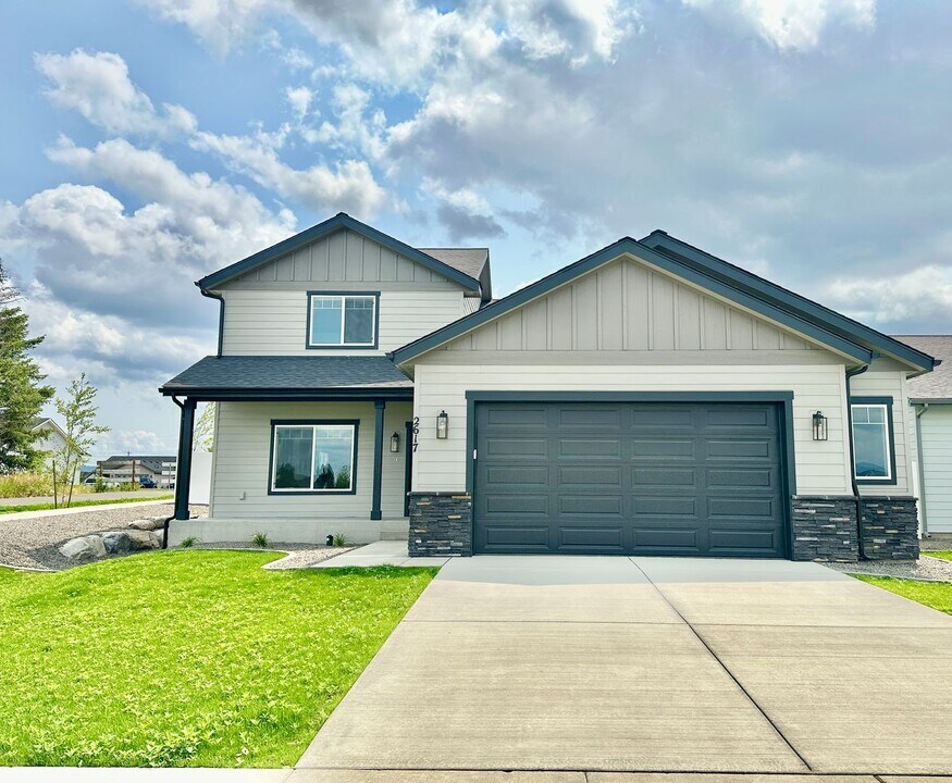 2617 Neptune St in Post Falls, ID - Building Photo
