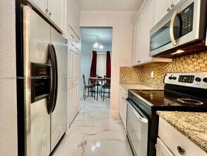 8962 SW 18th St in Miramar, FL - Building Photo - Building Photo