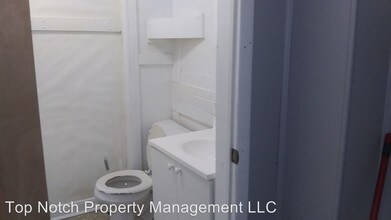 2735 7th Ave in Rock Island, IL - Foto de edificio - Building Photo