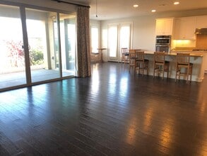 404 Adobe Estates Dr in Vista, CA - Building Photo - Building Photo