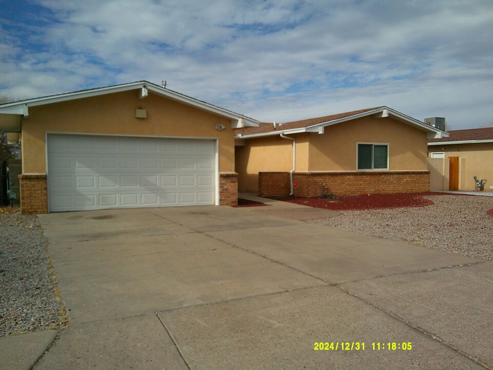 7709 Republic Dr NE in Albuquerque, NM - Building Photo