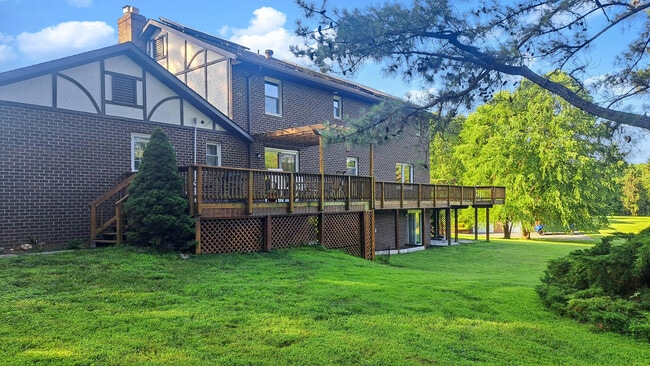 6636 Isle of Skye Dr, Unit 6 in Highland, MD - Building Photo - Building Photo