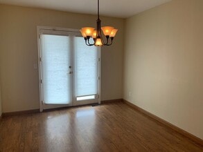 11848 S Hidden Valley Dr in Sandy, UT - Building Photo - Building Photo