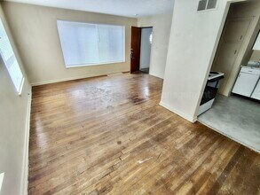 4278 Catalpa Dr. in Dayton, OH - Building Photo - Building Photo