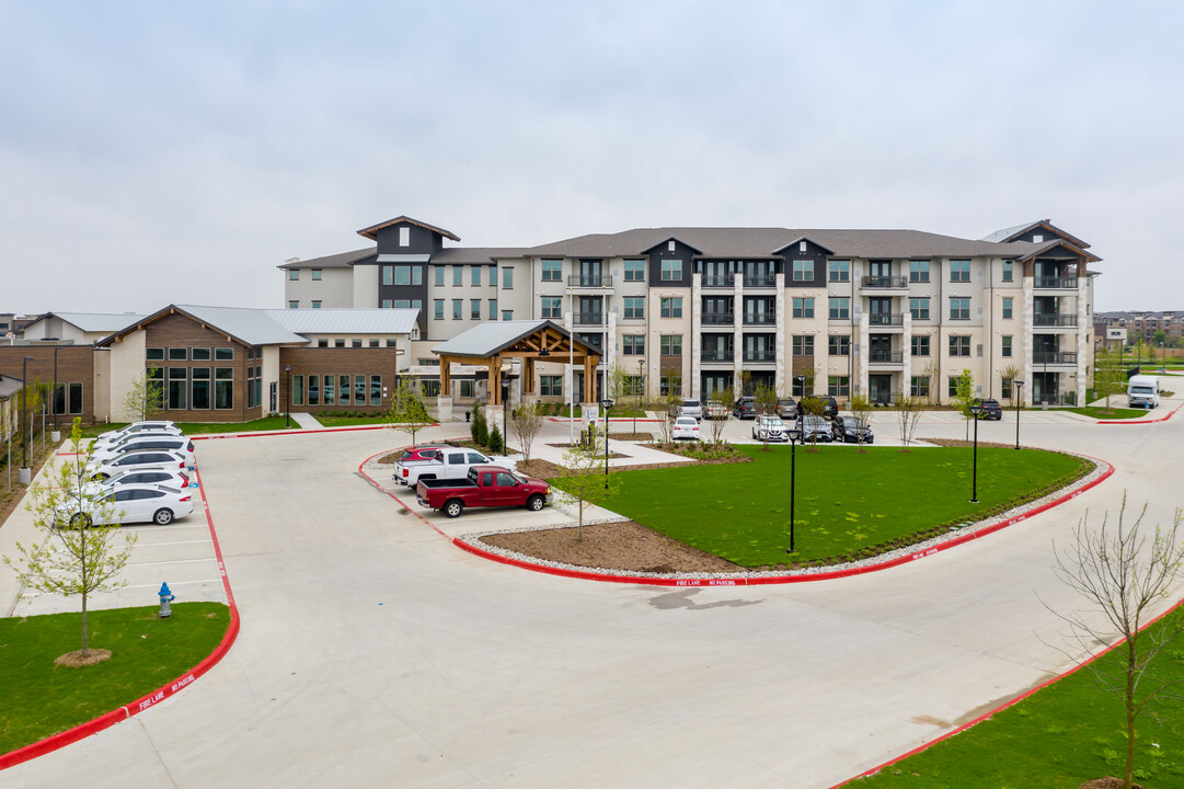 Hidden Springs in McKinney, TX - Building Photo