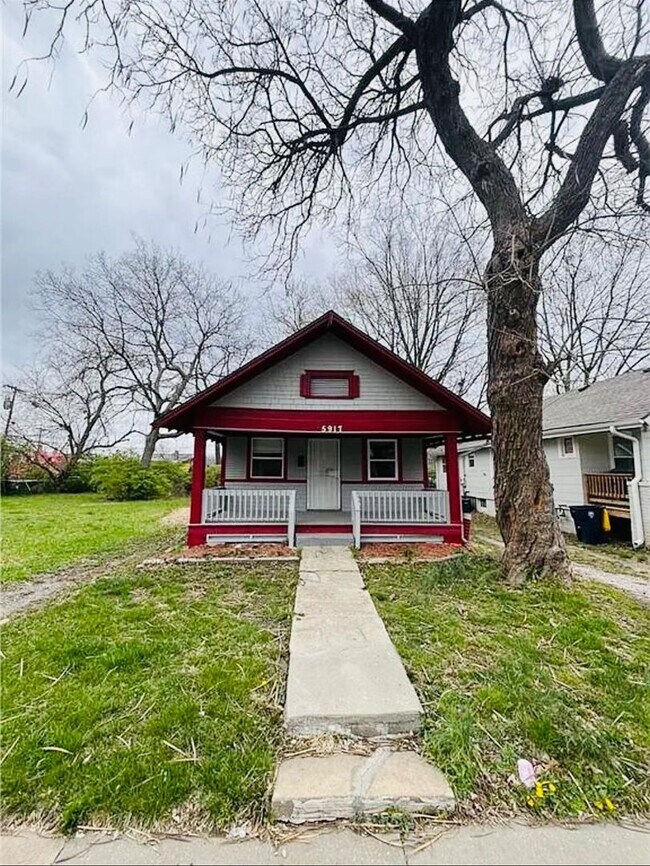 5917 Wabash Ave in Kansas City, MO - Foto de edificio - Building Photo