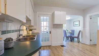 481 W 19th Ave in Vancouver, BC - Building Photo - Building Photo