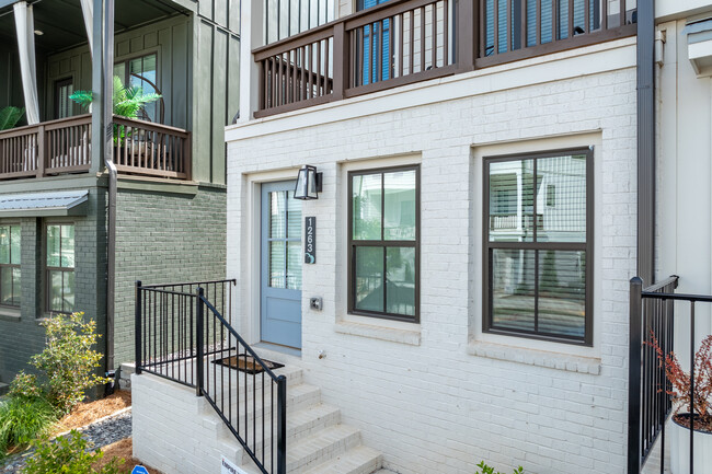 Zephyr Townhomes in Atlanta, GA - Building Photo - Building Photo