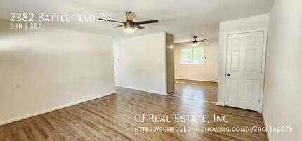 2382 Battlefield Dr in Florissant, MO - Building Photo - Building Photo