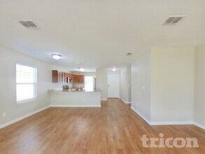 4480 Glendas Meadow Dr in Jacksonville, FL - Foto de edificio - Building Photo