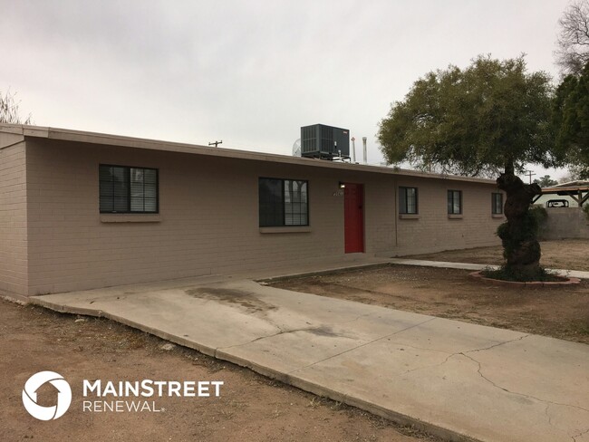property at 2561 W Virginia St