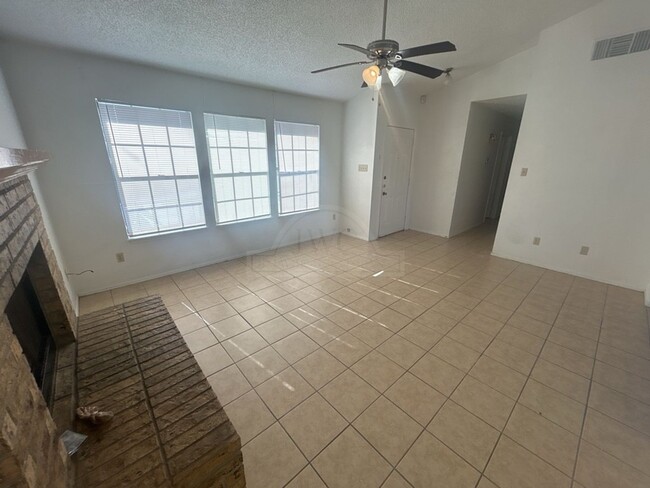 1801 Lea Ann Dr in Killeen, TX - Building Photo - Building Photo