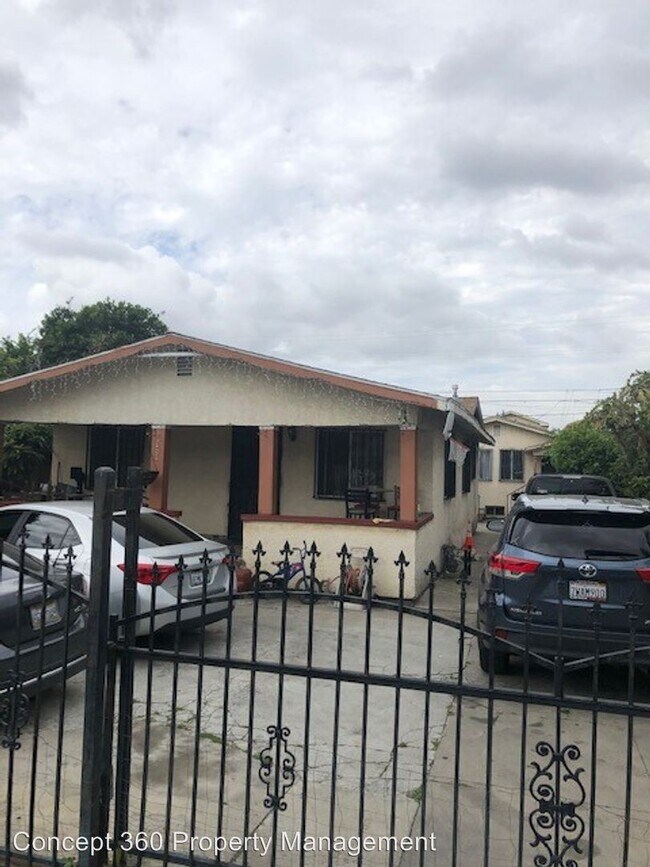 10603 Lou Dillon Ave in Los Angeles, CA - Foto de edificio - Building Photo