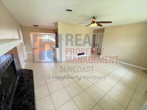 5715 Nutmeg Ave in Sarasota, FL - Building Photo - Building Photo