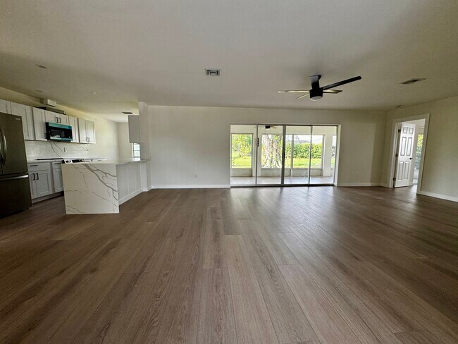 26037 Luzon Ct in Punta Gorda, FL - Building Photo - Building Photo