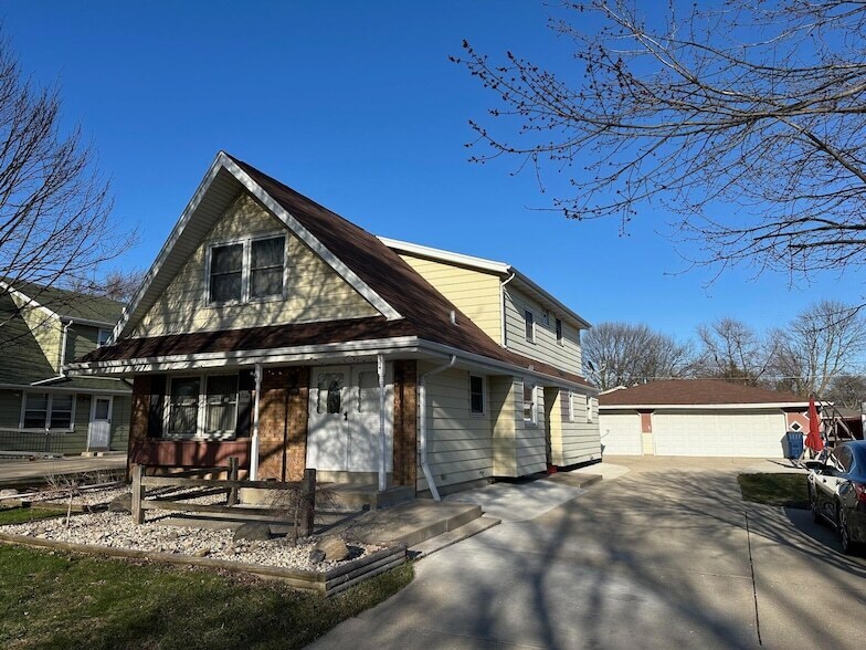 5270 S 26th St, Unit 10471 in Milwaukee, WI - Building Photo