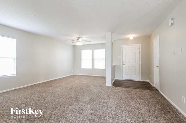 1954 Morning Light Ln in Greenwood, IN - Foto de edificio - Building Photo