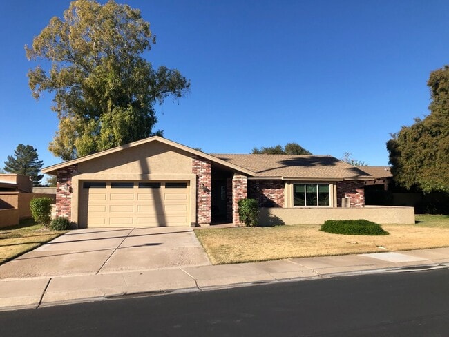 607 Leisure World in Mesa, AZ - Building Photo - Building Photo