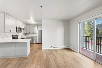 Sawmill Heights in Truckee, CA - Building Photo - Interior Photo