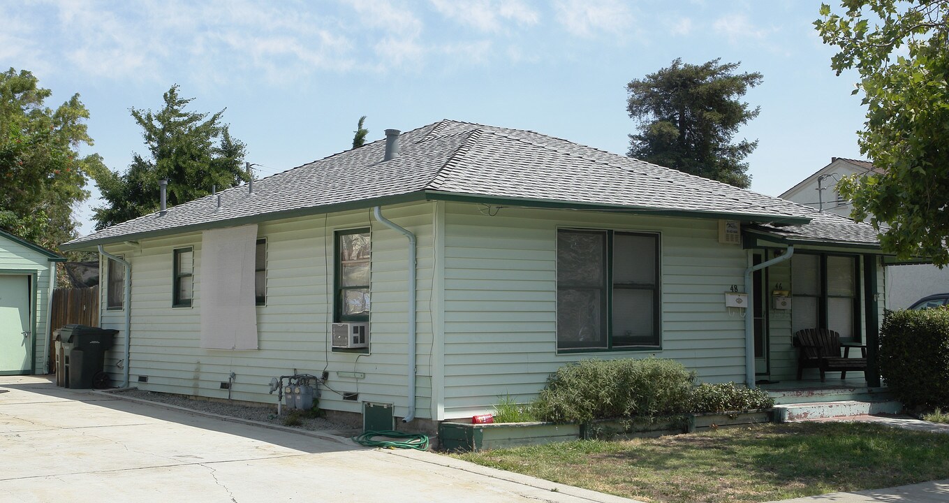 46-48 W 17th St in Antioch, CA - Building Photo