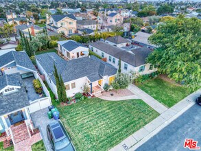 7822 Bleriot Ave in Los Angeles, CA - Building Photo - Building Photo