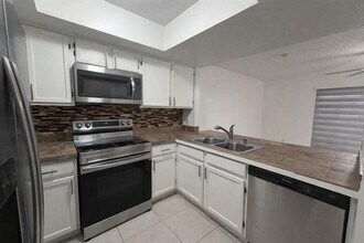 2428 Summerfield Pl in Kissimmee, FL - Building Photo - Building Photo