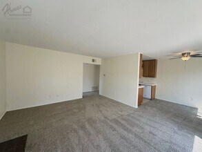 450 W Vermont Ave in Escondido, CA - Building Photo - Building Photo