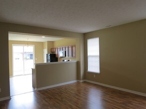 8185 Sydney Ln in Avon, IN - Building Photo - Building Photo