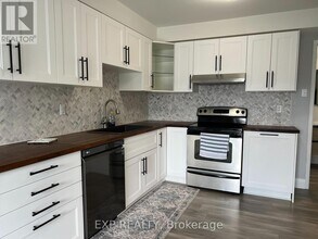 454-454 Janefield Ave in Guelph, ON - Building Photo - Building Photo