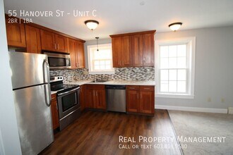 55 Hanover St, Unit Unit C in Portsmouth, NH - Building Photo - Building Photo