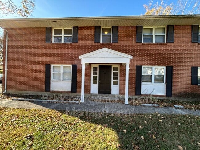 property at 1901 Hazel Ave