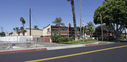 Portofino Cove Apartments in Anaheim, CA - Building Photo - Building Photo