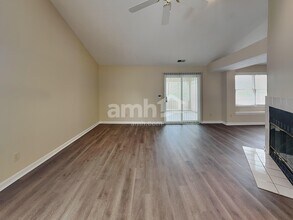 4741 Common View Cir in Indianapolis, IN - Building Photo - Building Photo