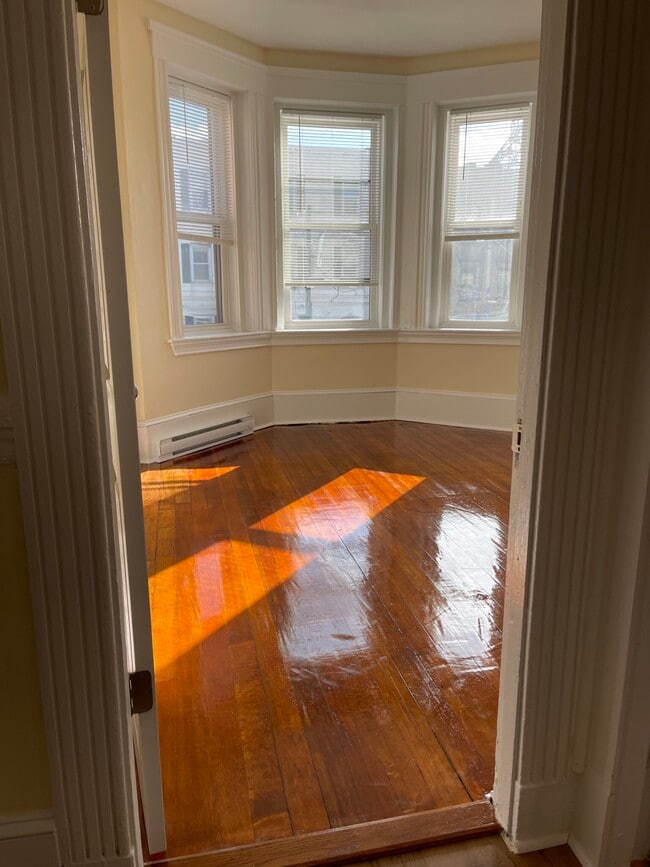 895 Huntington Ave in Boston, MA - Foto de edificio - Building Photo