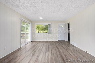 6679 Egan Ave SE in Caledonia, MI - Building Photo - Building Photo