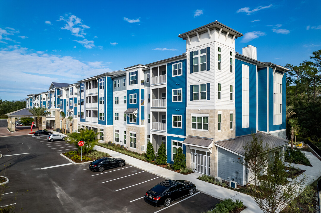 Arya at Windermere in Ocoee, FL - Foto de edificio