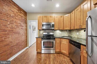 2663 Martha St in Philadelphia, PA - Building Photo - Building Photo