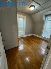 319 Earl St in Eau Claire, WI - Building Photo - Building Photo