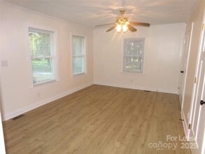 1441 Gold Hill Rd E in Mount Pleasant, NC - Building Photo - Building Photo