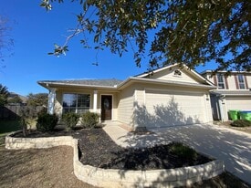 303 Cardinal Way in San Antonio, TX - Building Photo