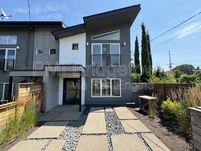 7576 N Curtis Ave in Portland, OR - Building Photo - Building Photo