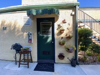 131 Montana St, Unit F in Monrovia, CA - Building Photo - Building Photo