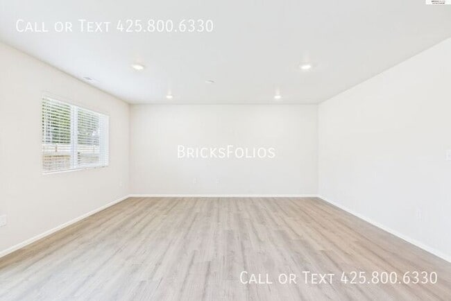 19537 141st Ave Ct E in Graham, WA - Building Photo - Building Photo