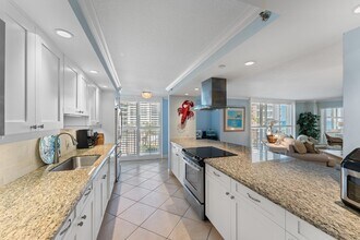 500 Ocean Dr in Juno Beach, FL - Building Photo - Building Photo