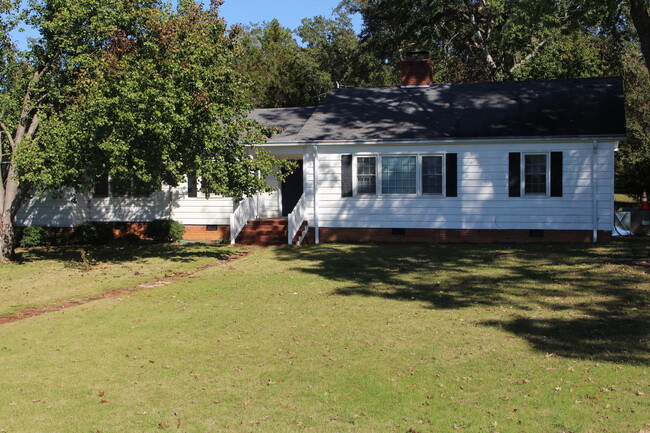 property at 122 Fort Rutledge Rd