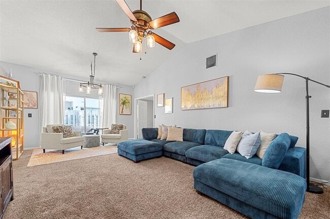 5371 NW 41st Way in Coconut Creek, FL - Foto de edificio - Building Photo