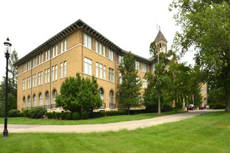 Mercy Community at Winton Woods in Cincinnati, OH - Building Photo - Building Photo